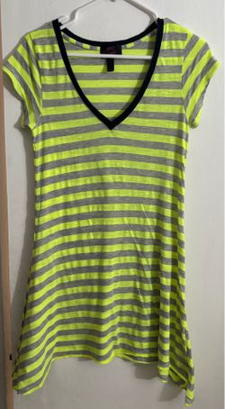 Women’s Small Steve Madden Neon Striped V-Neck Shirt