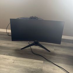 AOC Curved Montitor