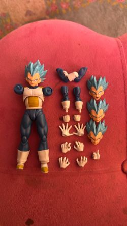 S.H.Figuarts SSB Vegeta Action figure