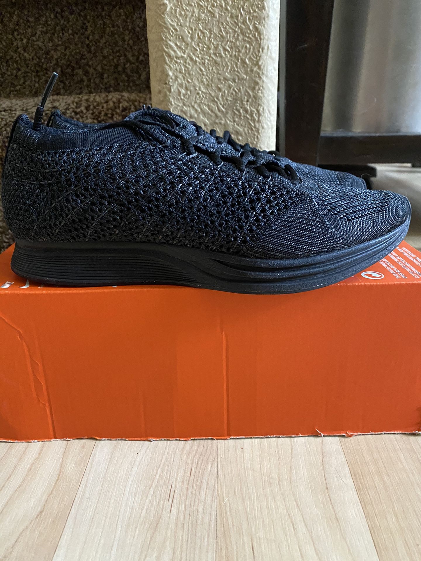 Nike Flyknit Racer Triple Black