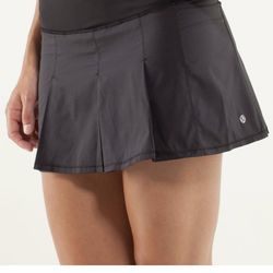 Lululemon Fast Cat MINI Skirt SKORT SZ 2  Athletic Tennis Golf Pickleball summer vacation trendy