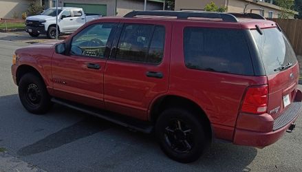 2005 Ford Explorer