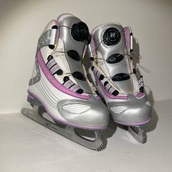 Reebok Girls Recreational Skates Youth 3