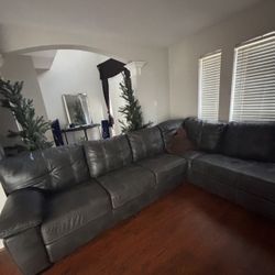 Sectional Sofa 