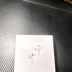 Apple AirPods Pro (2nd Gen) Wireless Earbuds MagSafe USB-C Case White