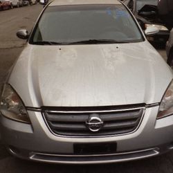 2002 Nissan Altima engine