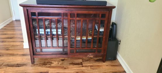 Entertainment console