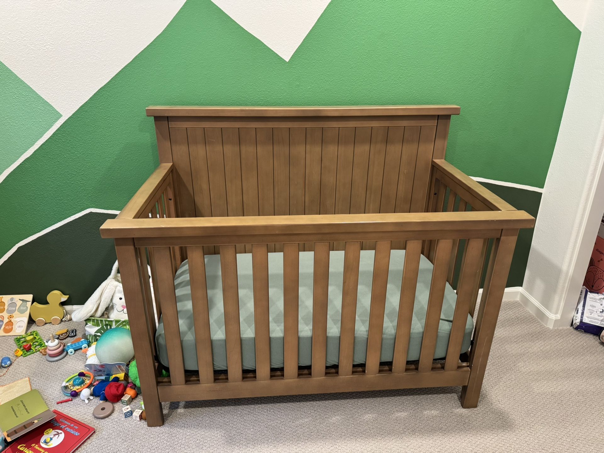 Everlee Baby Crib