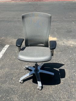 Knoll Life Office chairs