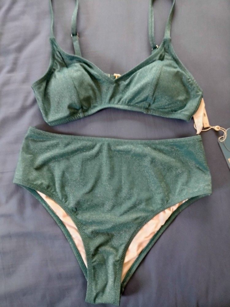 Cupshe Sparkly Green Bikini Swimsuit 