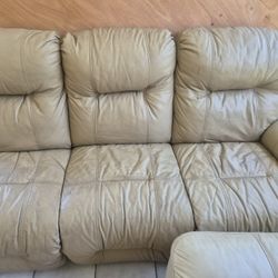 Free Couches Curbside Pick Up. 1827 Pinehurst Drive 33407