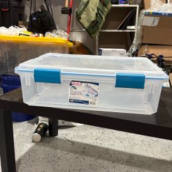Sterilite Gasket Box 37qt