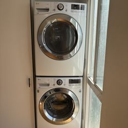 Lg  Stackable Washer And Dryer Gas 