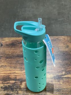 18.6 oz. Glass Water Bottle & Sleeve