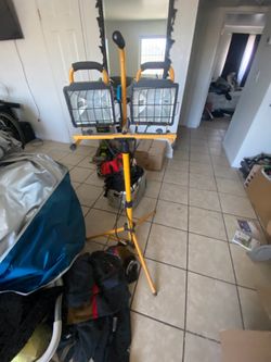 Outdoor construction light