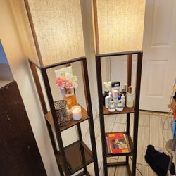 Set Of Shelves Lamp With Bulbs 