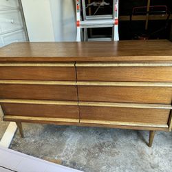 MCM Dresser