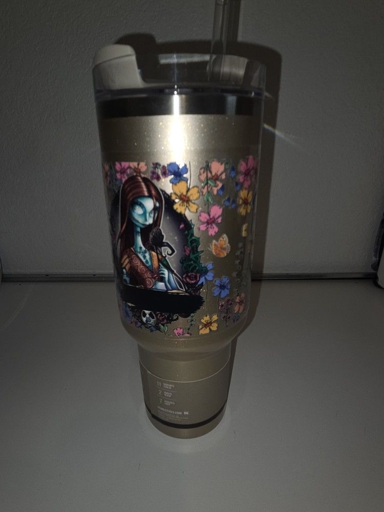 40 Oz Stanley W/ Nightmare Before Christmas Wrap NEW