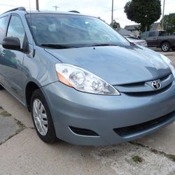2008 Toyota Sienna