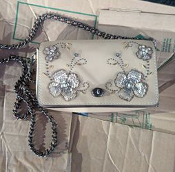 Coach Ivory/Cream Floral Embellished Chain Shoulder Bag – Excellent Condition