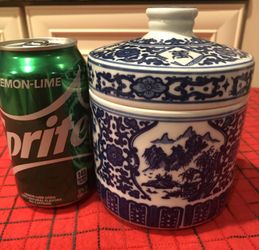 Chinese Ceramic Container With Lid 