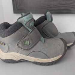 Keen Hiking Boots Size 8 Kids