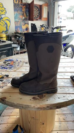 Boots Snake Shield