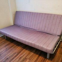 Metal Futon