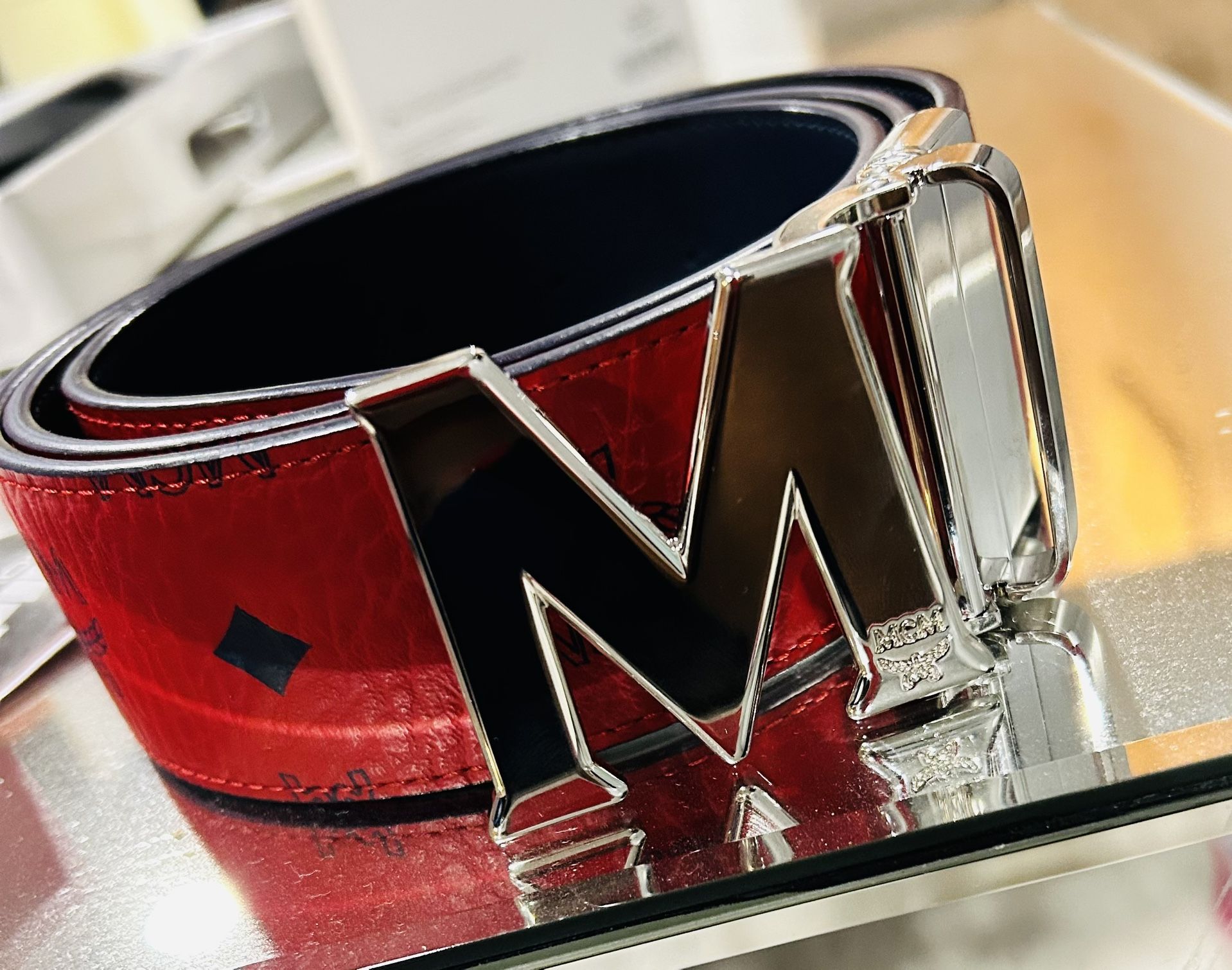 McM belt 