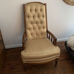 Super comfortable vintage chair
