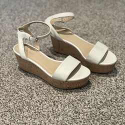 Nine West Summer Wedge Shoes - White - size 8
