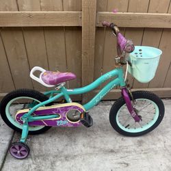 $30 Schwinn Kids Bike (w/training  wheels)