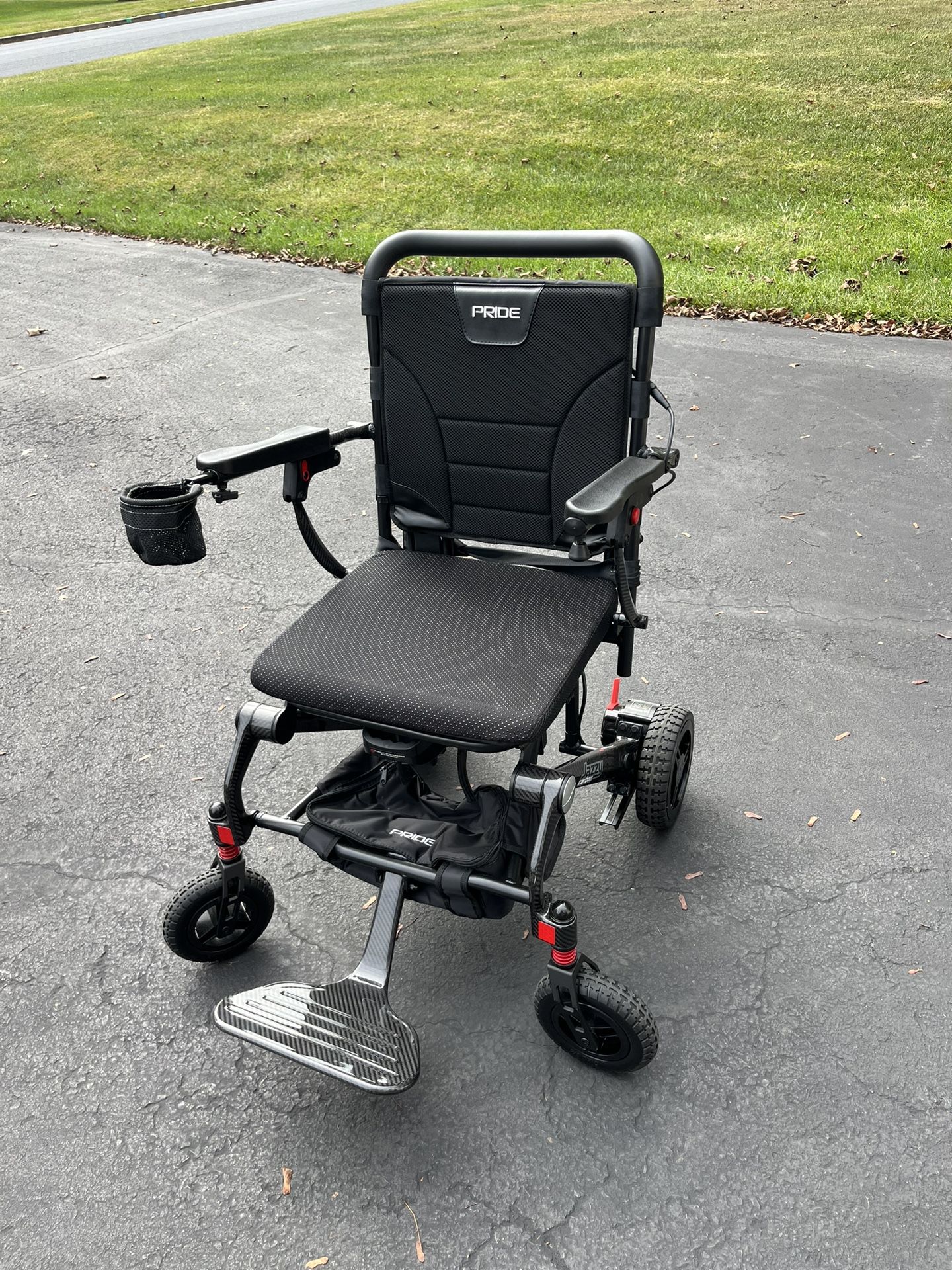 Jazzy Carbon Lightweight Folding Power Chair