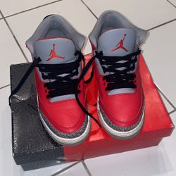 Se Unite Jordan 3 Size 9.5