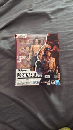 Portgas D. Ace (damaged Box)