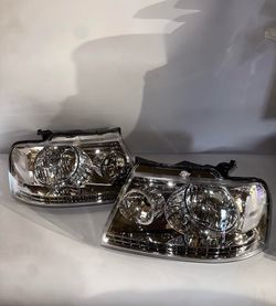 04-08 Ford F150  06-08 Lincoln Mark LT LED DRL Headlights