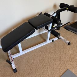 Body Solid leg extension/curl