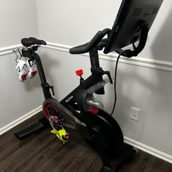 Peloton Bike For Sale-price Negotiable 