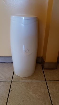 Playtex diaper genie