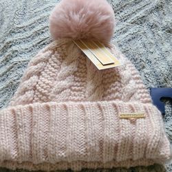 Michael Michael Kors Women`s Cable Knit Teddy Fleece Faux Fur Pom Pom Beanie 
