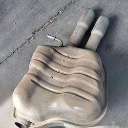 silensiador para jetta 2016  semi nuevo