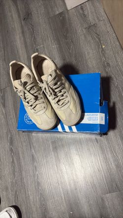 Size 10 adidas men’s