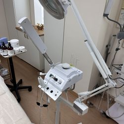 Facial Ozone Steamer 4 in 1 with Magnifying LED Light, High Frequency and Galvanic Aroma Therapy