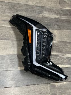 2024-2026 KIA EV9 W/GT-LINE PIXEL FULL LED HEADLIGHT GENUINE OEM RIGHT PASSENGER SIDE  COMPLETE ASSEMBLY IN GREAT CONDITION  RIGHT PASSENGER SIDE