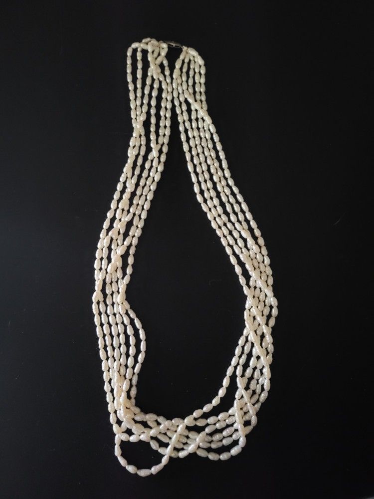 🤍 Multi-Strand Freshwater Pearl Necklace – Elegant & Classic