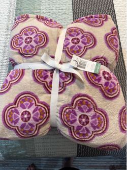 Vera Bradley throw blanket