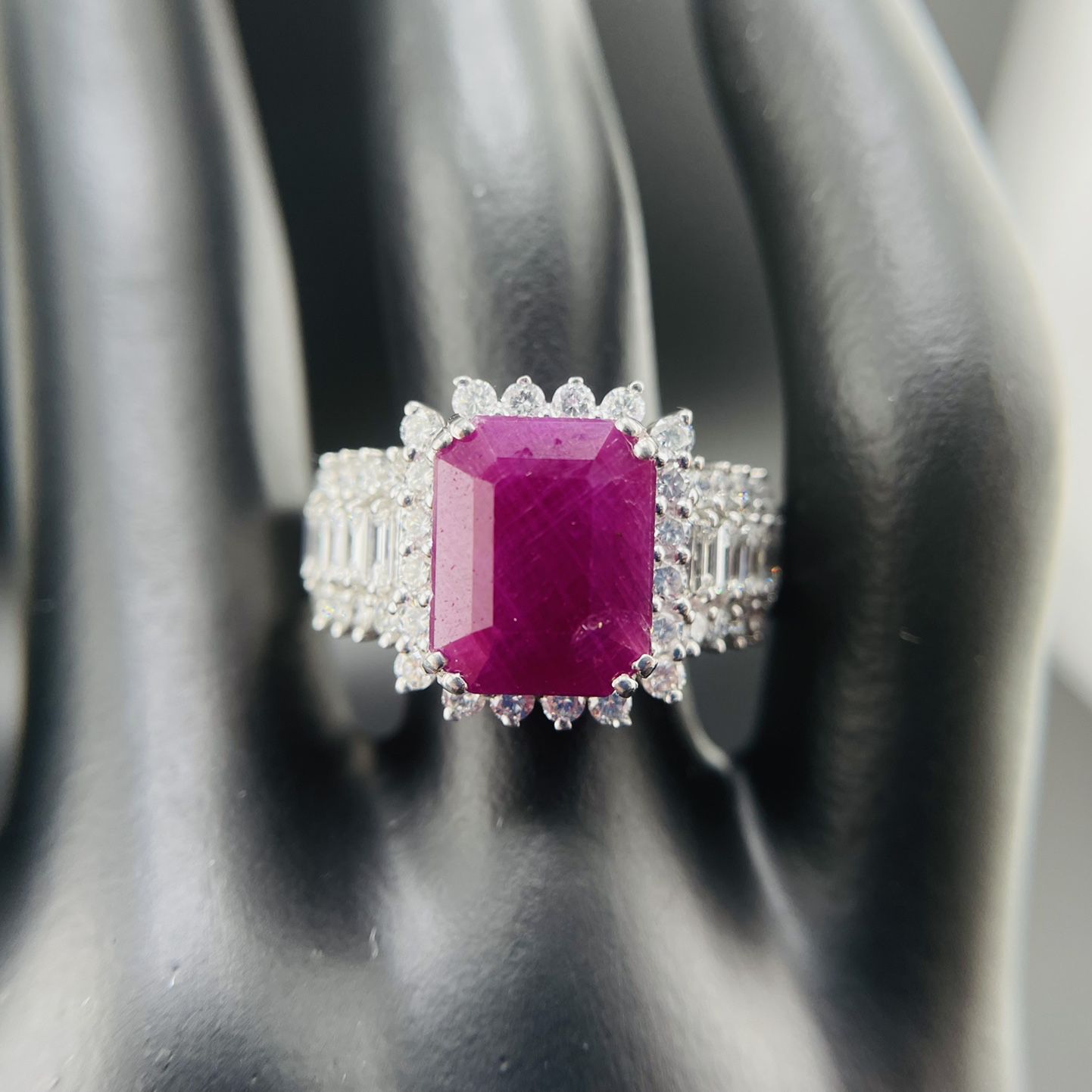 6ctw Natural Ruby Ring With Diamonds 