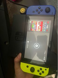 Nintendo Switch Bundle - 5 Games, Pro Controller, Extra Joy-Cons & Accessories