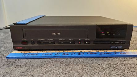 Magnavox VHS HQ VCR Player