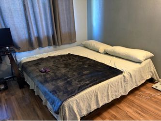 King size memory foam bed and frame